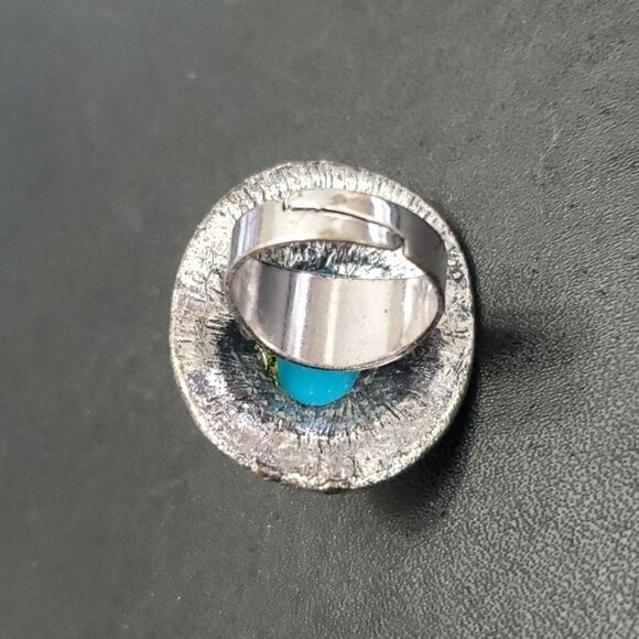 Silver tone ring with blue - Picture 8 of 10